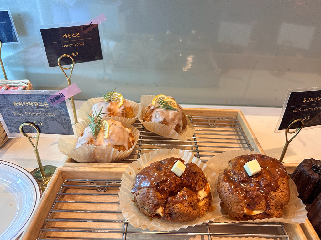 弘大美食推薦, 延南洞美食, 弘大咖啡廳, 延南洞咖啡廳 - TISS玩味食尚 弘大咖啡廳推薦