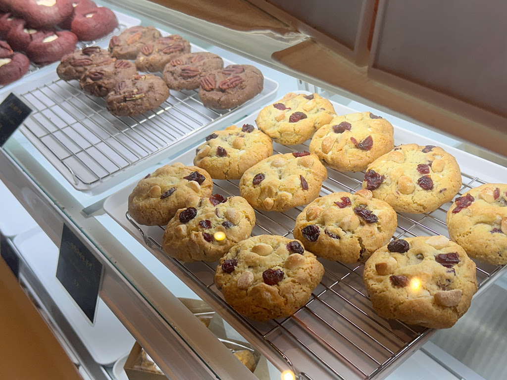 弘大美食推薦, 延南洞美食, 弘大咖啡廳, 延南洞咖啡廳 - TISS玩味食尚 弘大咖啡廳推薦