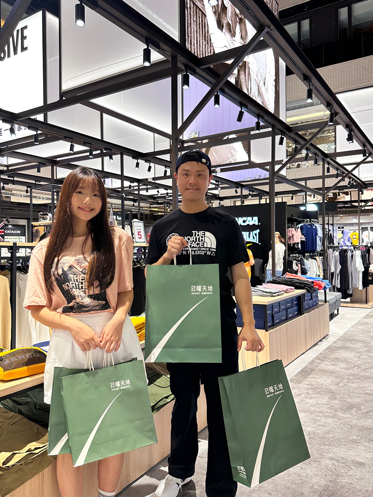 【日曜天地 OUTLET 夏日T恤出清會】台中Outlet必買指南