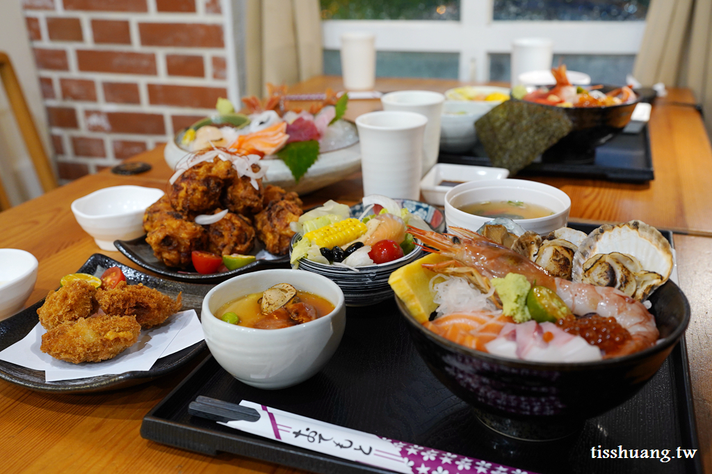 特上海鮮丼飯