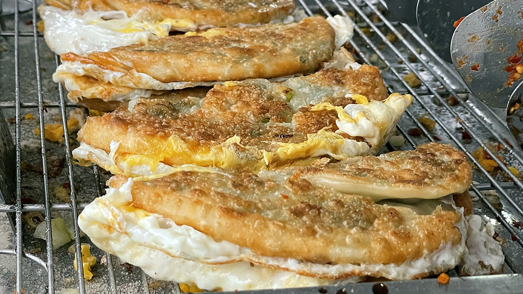 【三星蔥油餅】小蘭蔥油餅，一星期只營業兩天的宜蘭超殺蔥油餅