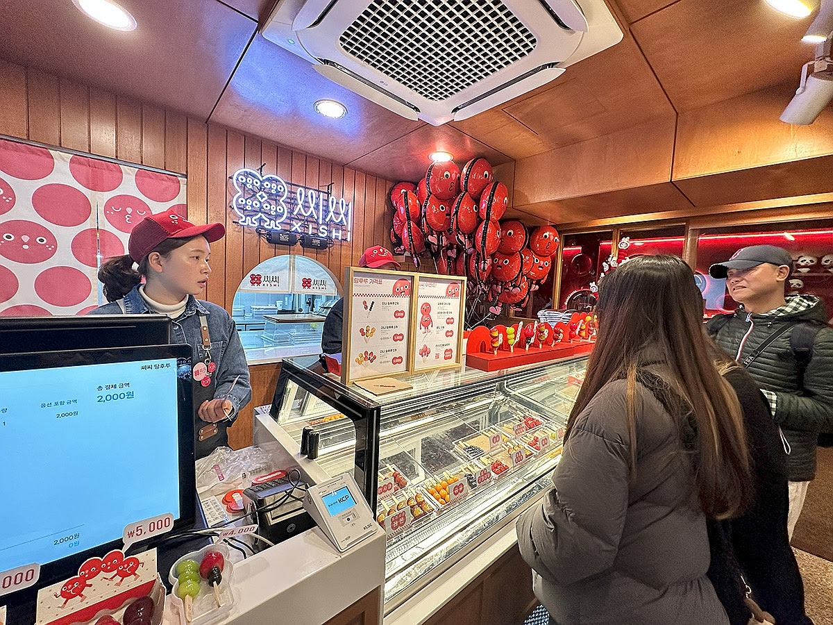 韓國美食, 首爾弘大美食, 糖葫蘆, 弘大甜點推薦 - TISS玩味食尚 弘大甜點推薦