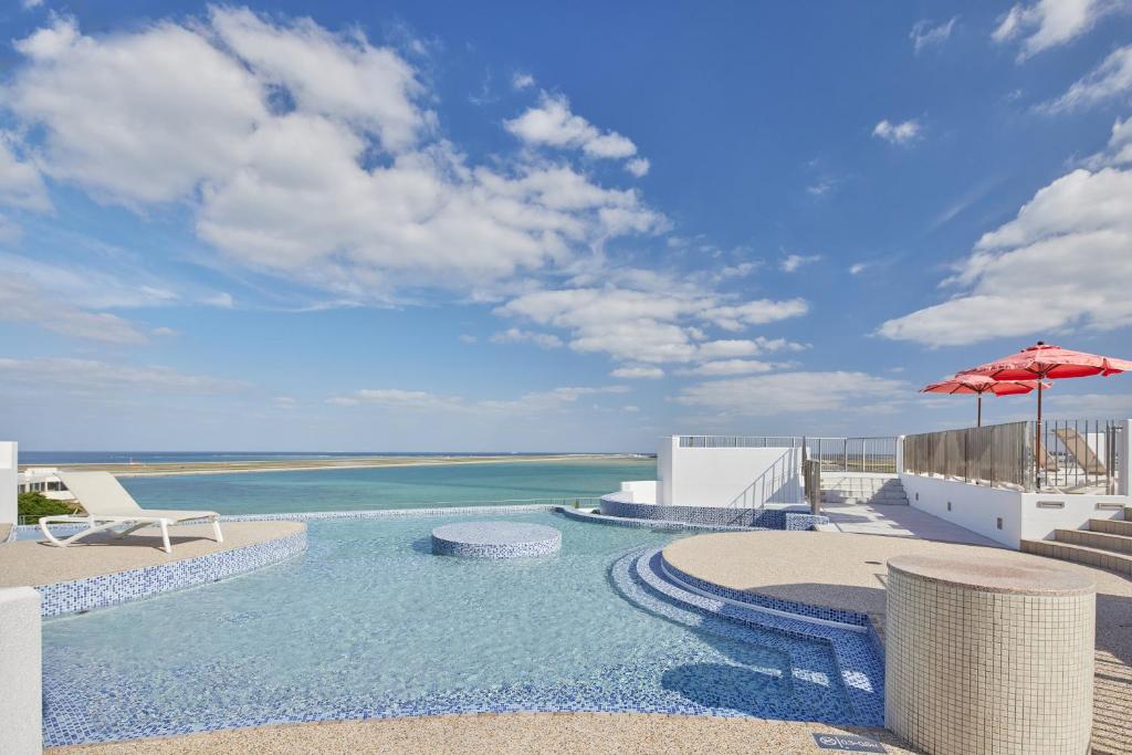 【2025沖繩親子飯店推薦TOP10】精選沖繩親子住宿×海灘度假村×親子設施總整理！