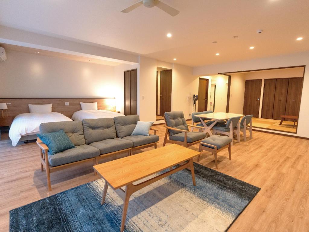 沖繩自由行住宿推薦｜普爾維拉科里吉馬：面海無邊際泳池、私人別墅，實現你對度假的所有想像！