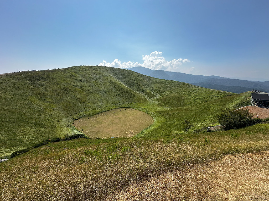 【東京自由行】伊豆大室山一日遊，追尋《你的名字》場景、纜車海景、交通全指南