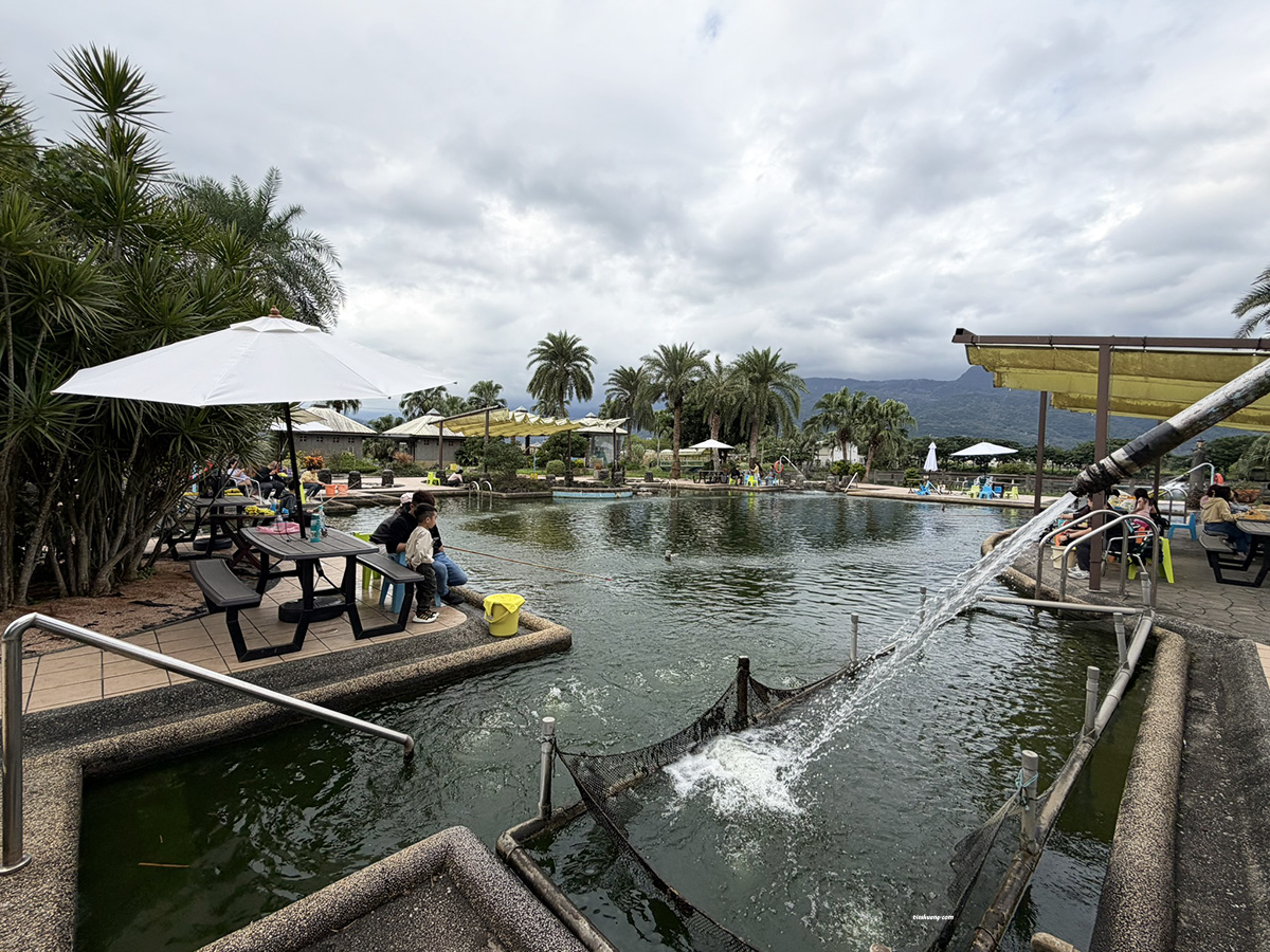 礁溪景點, 宜蘭親子景點, 礁溪親子景點, 輕親魚朵, 輕親魚朵收費 - TISS玩味食尚 宜蘭礁溪親子景點推薦!輕親魚朶生態園區,大塭休閒農場釣魚、抓蝦,孩子玩到不想回家!