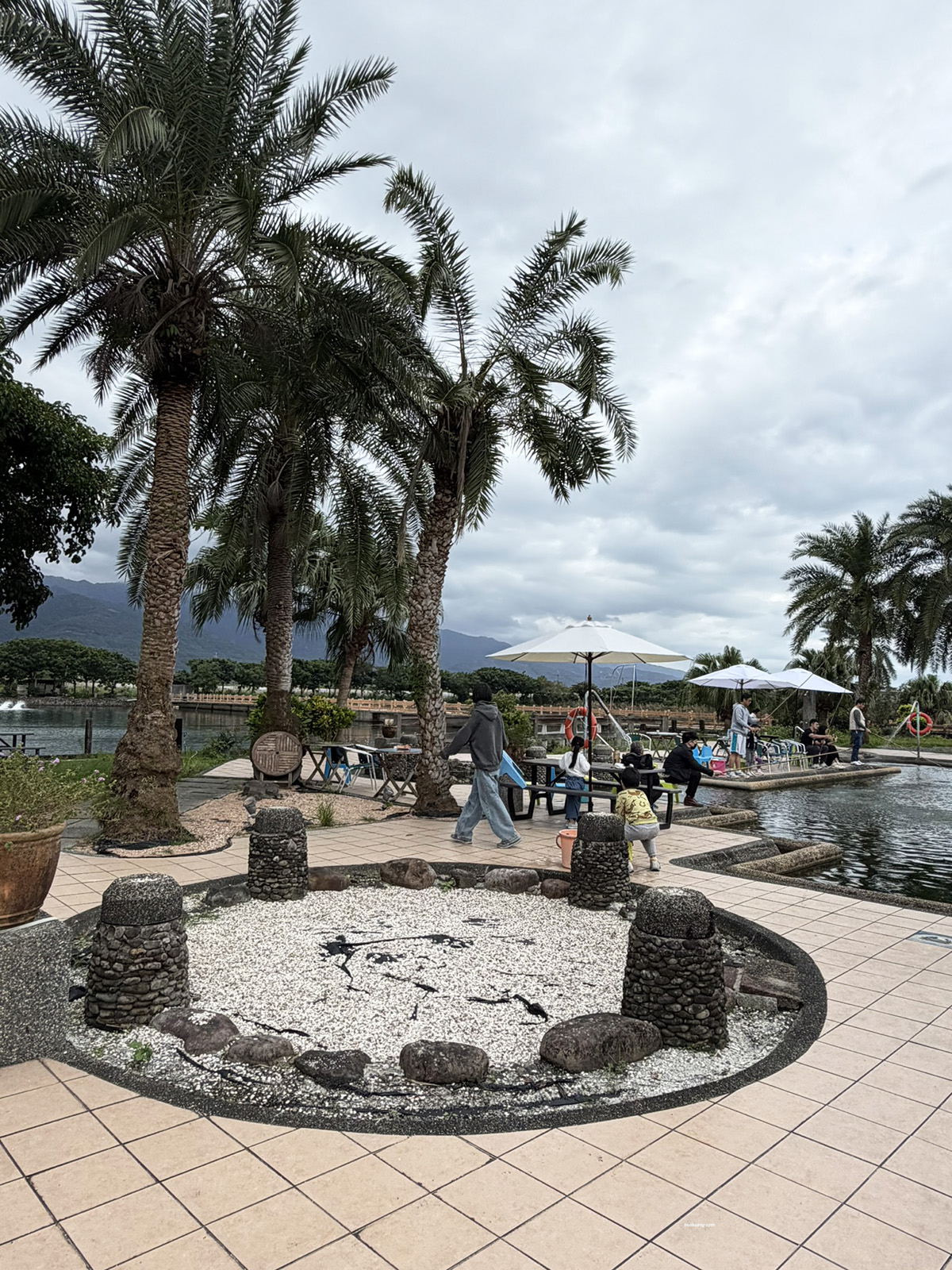 礁溪景點, 宜蘭親子景點, 礁溪親子景點, 輕親魚朵, 輕親魚朵收費 - TISS玩味食尚 宜蘭礁溪親子景點推薦!輕親魚朶生態園區,大塭休閒農場釣魚、抓蝦,孩子玩到不想回家!